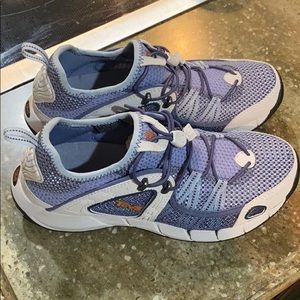 TEVA hiking/walking/trail women’s sneakers Sz 7.5